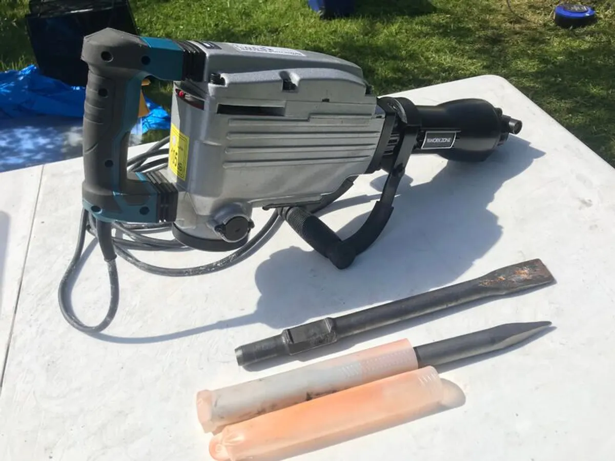 Demolition Breaker 1700w - Image 3