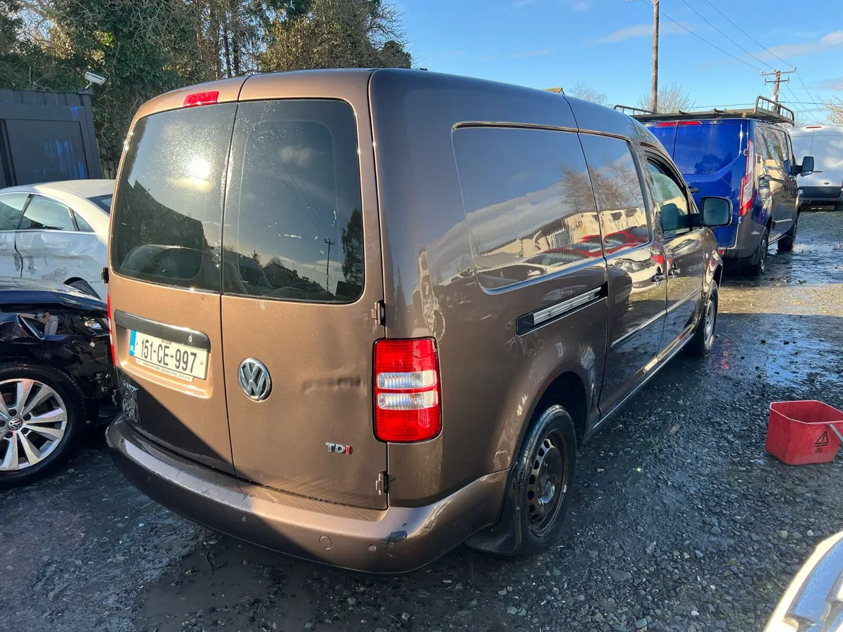 2015 Vw Caddy Maxi 1.6 Tdi driving - Image 1