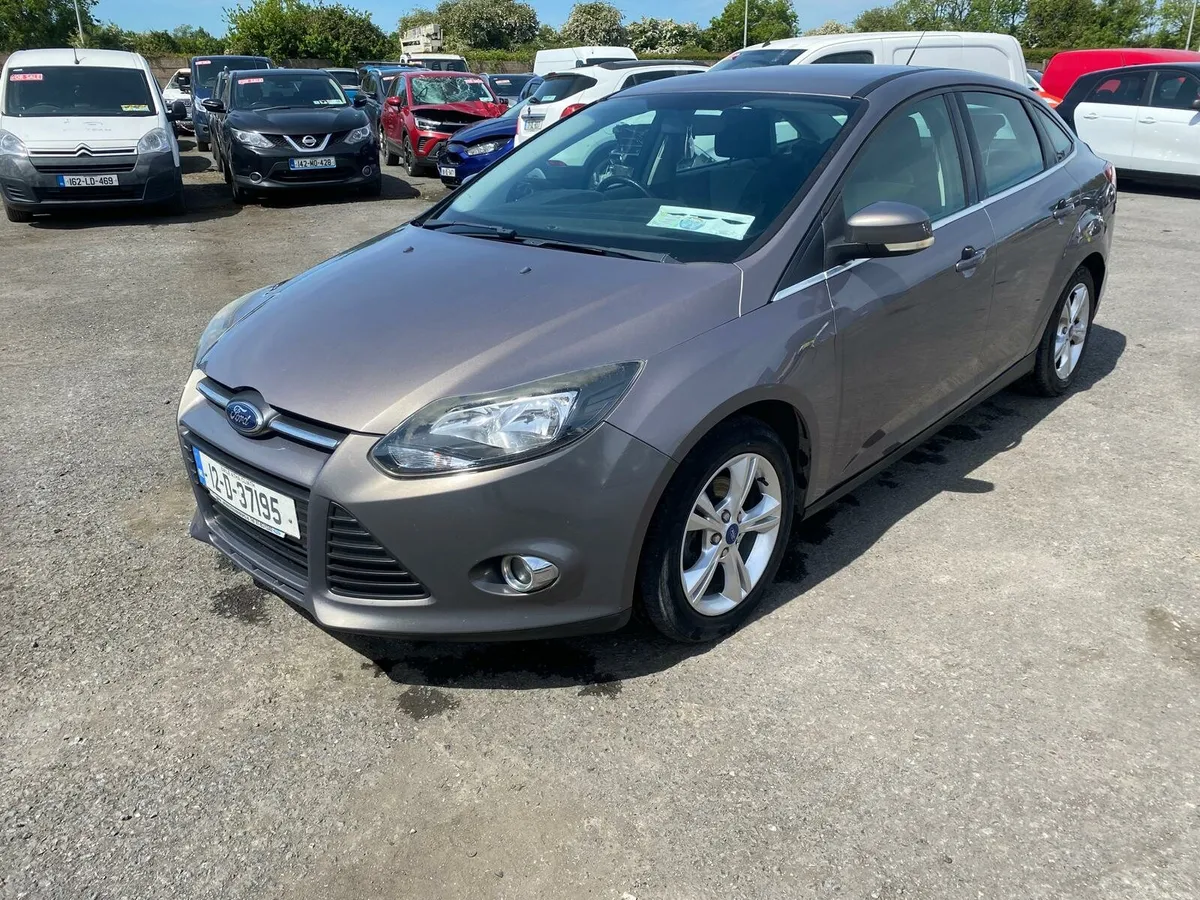 Ford Focus 2012 !! Driver's side rear - Image 2