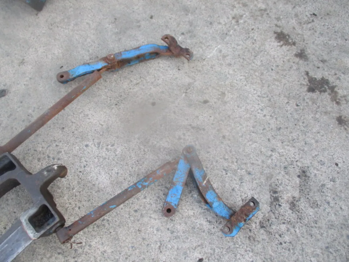Complete Ford 4000 - 4600 Hitch - Image 4