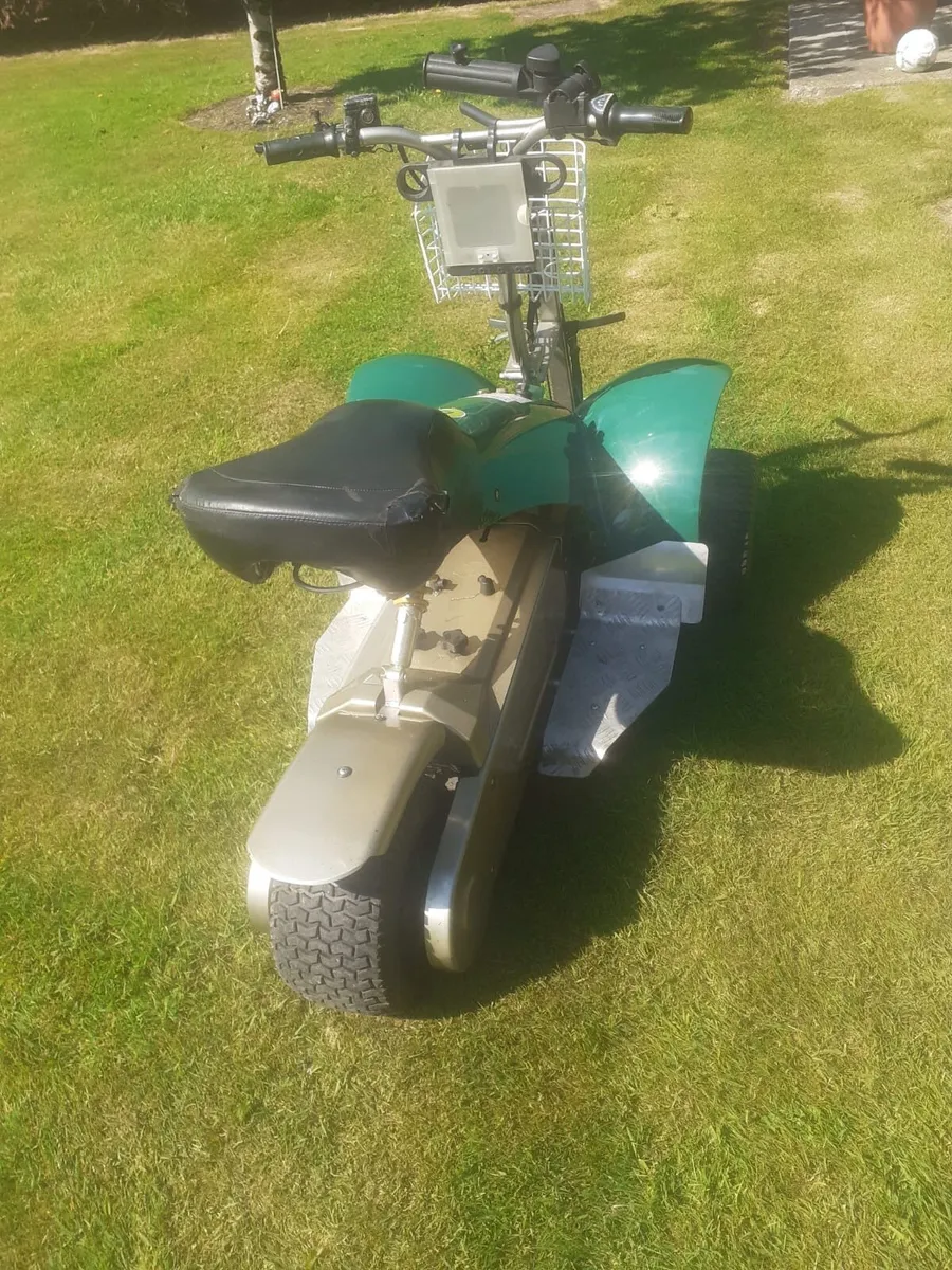 Fairway rider - single seat golf buggy - Image 3