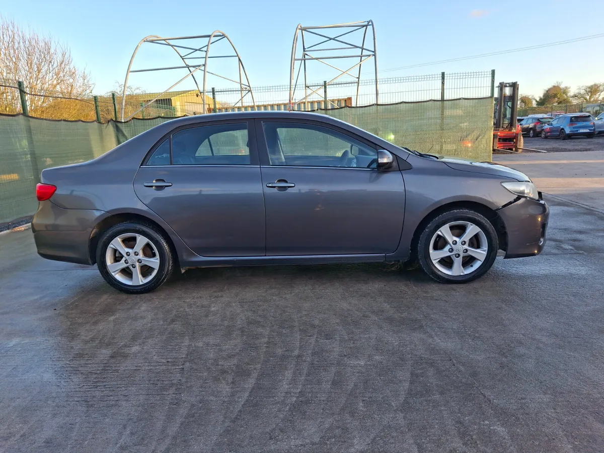 2011 Toyota Corolla  1.4 Diesel - Image 3