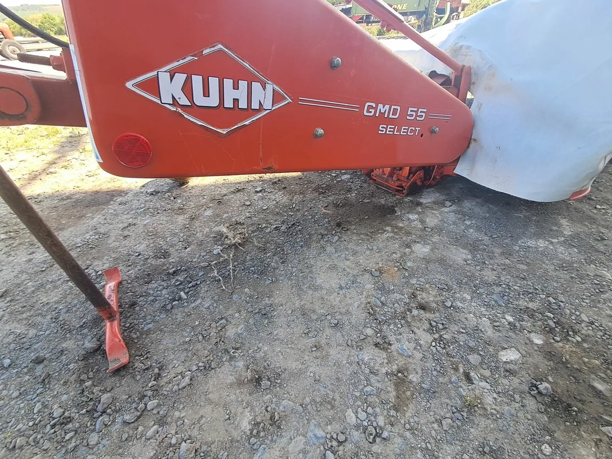 Kuhn gmd 55 disc mower - Image 4