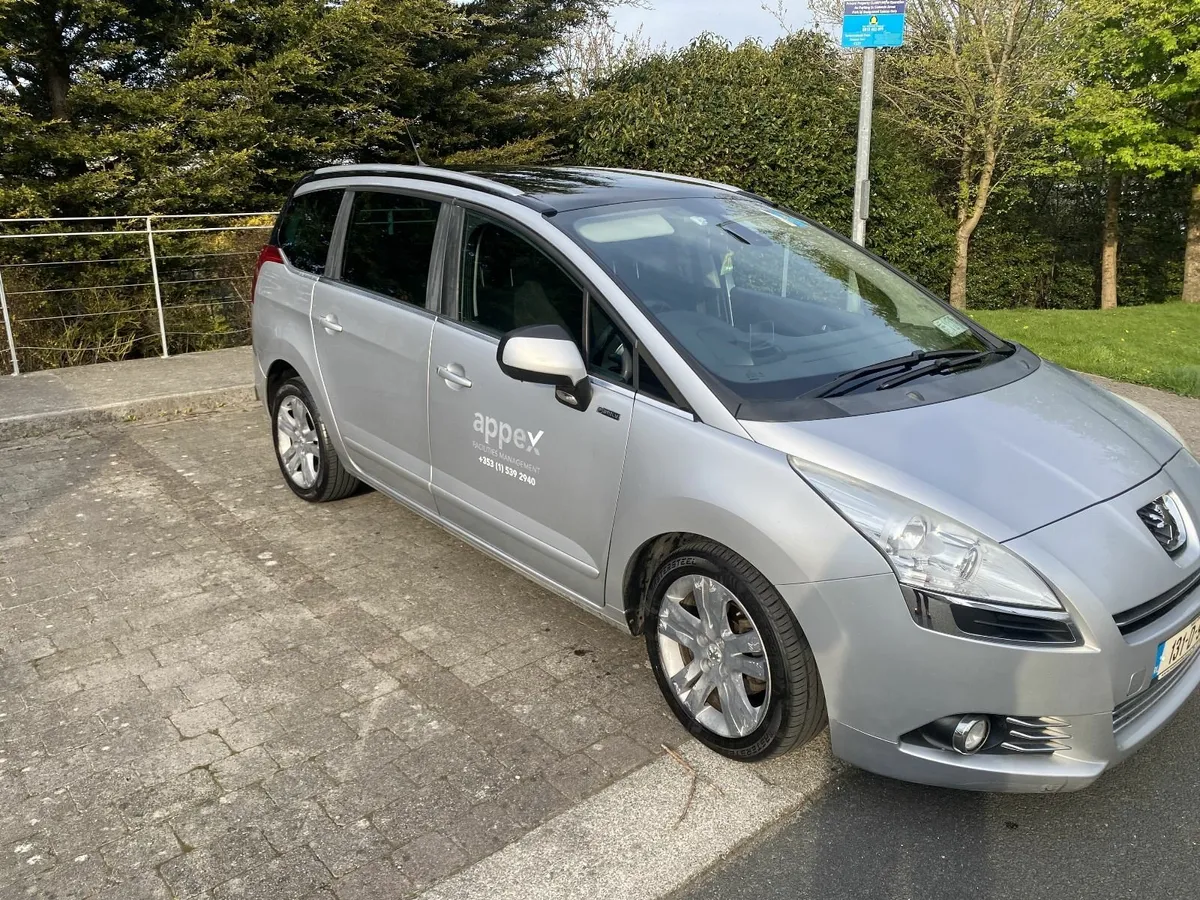 2013 Peugeot 5008 - Image 1