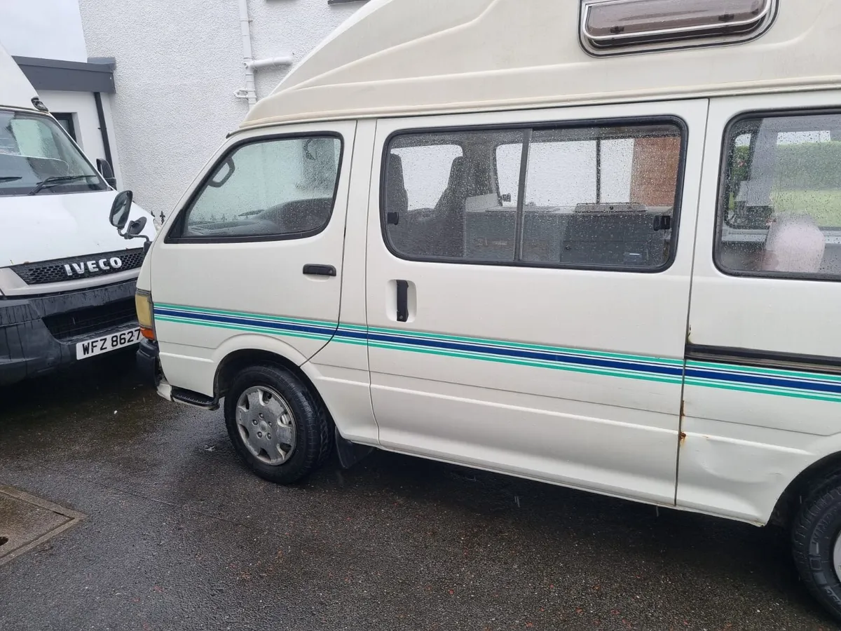 Motor home - Image 1