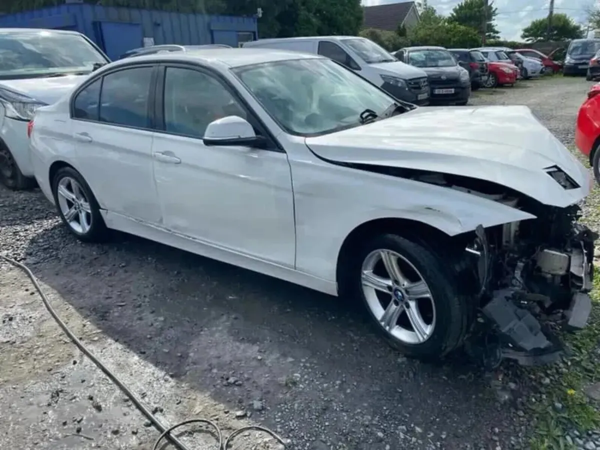 2016 Bmw 318i Sport Automatic no claim - Image 2