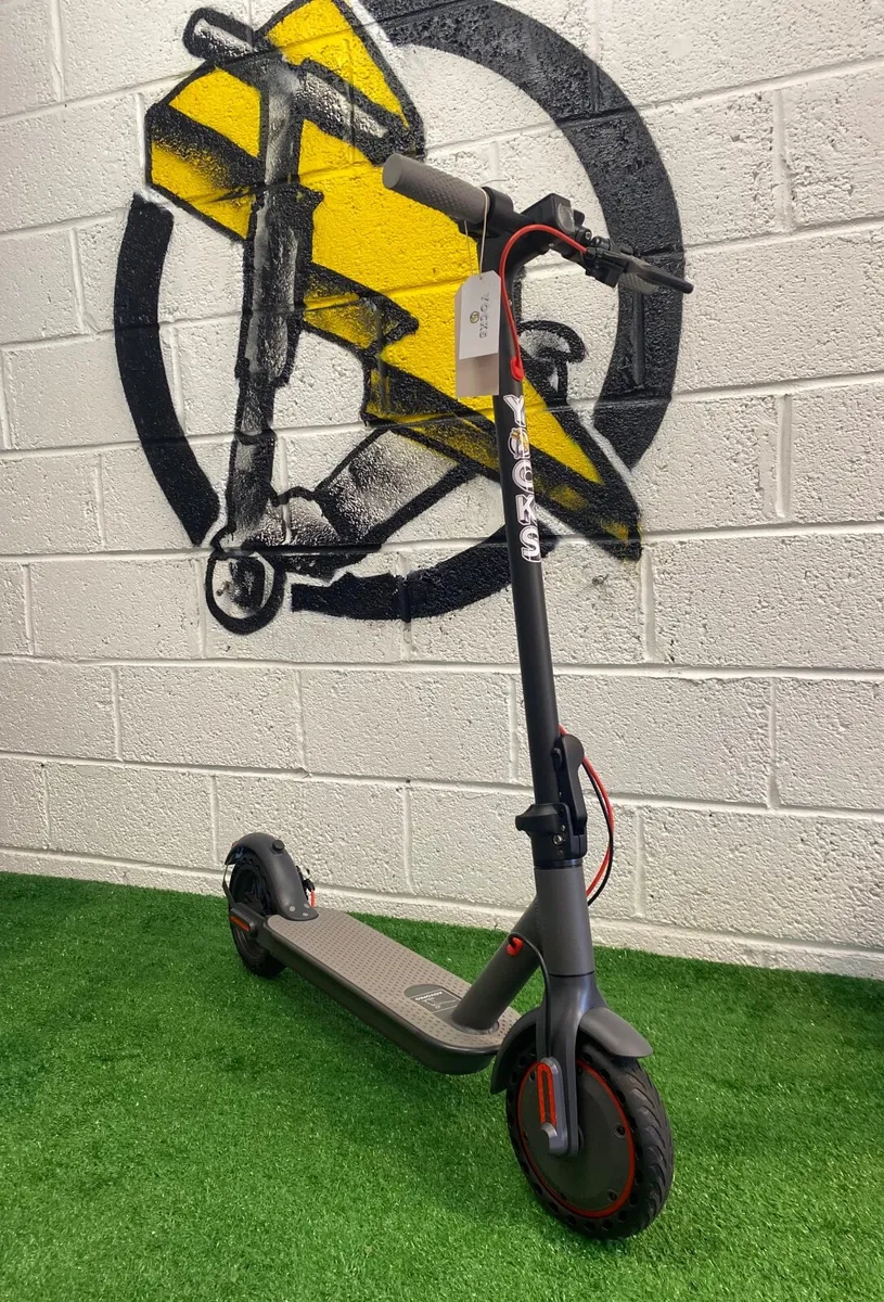 Electric Scooter - Aovo Pro ES80 - Image 2