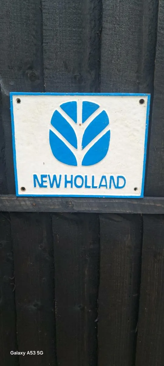 Newhollond cast iron sign