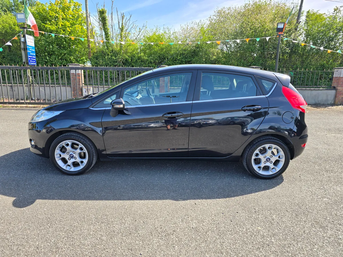 Ford Fiesta ZETEC ARGENTO 1.2 - Image 3