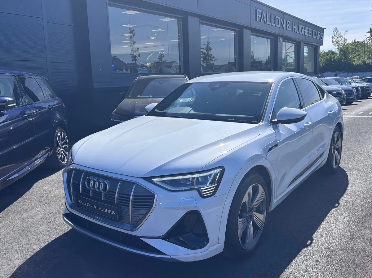 AUDI E-TRON SPORTBACK S LINE 55 QUATTRO 95KwH - Image 1