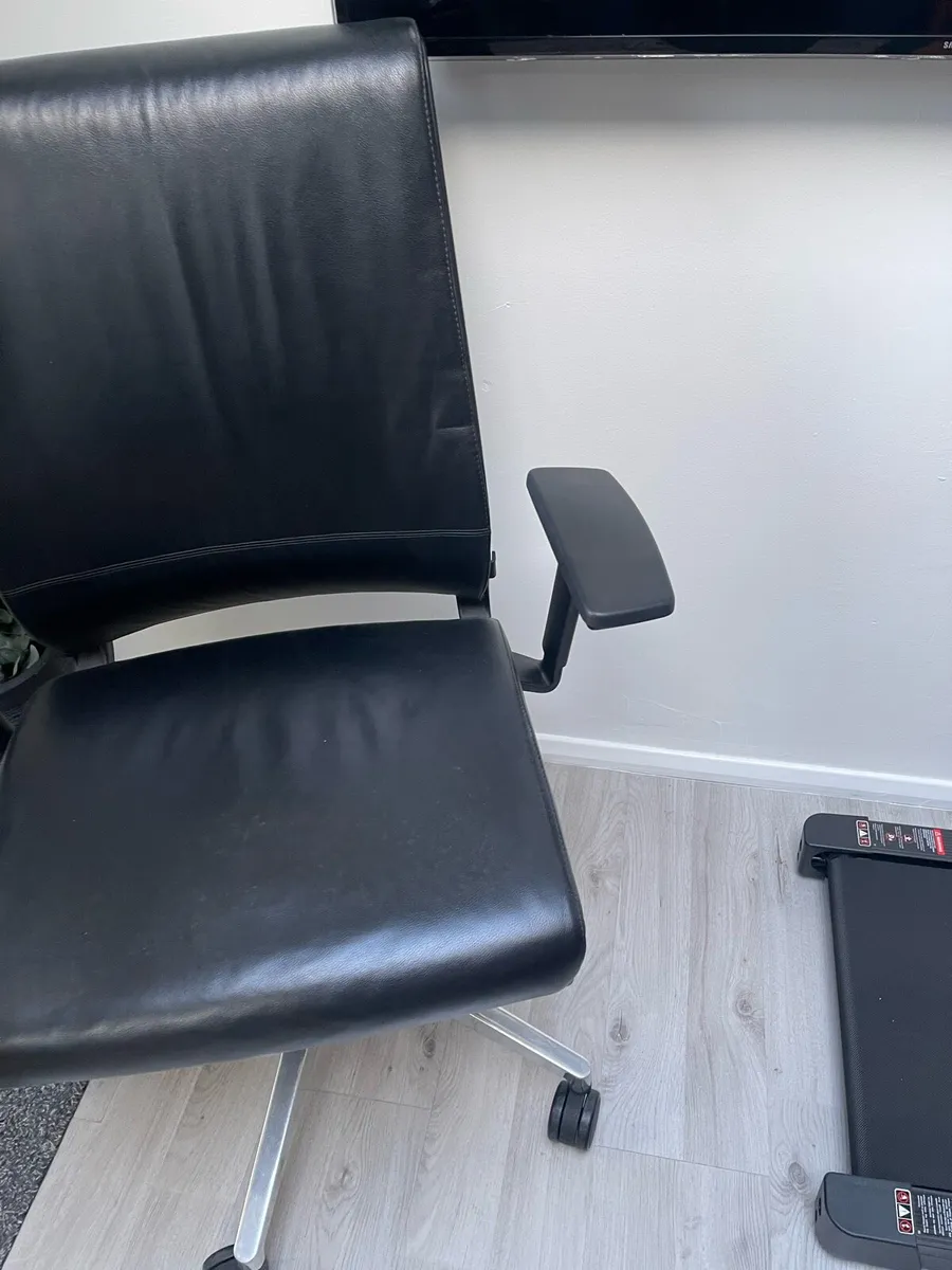 Steelcase Think Ergonomics Office Chair - Image 4
