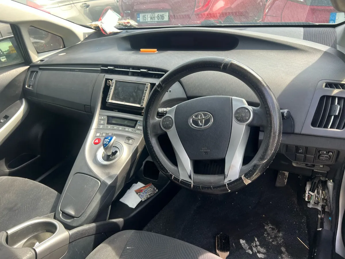 2014 Toyota Prius 1.8 Hybrid - Image 3