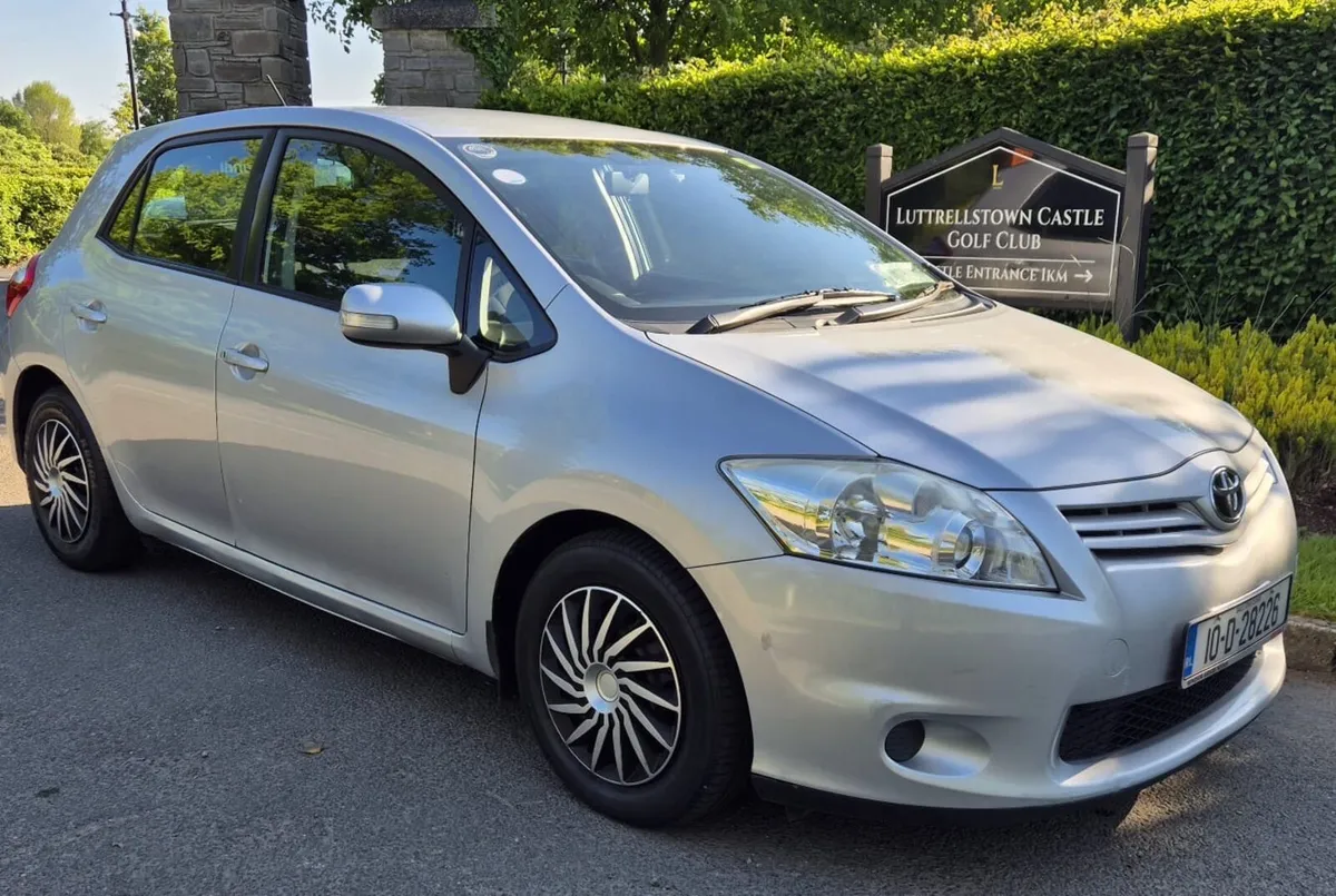 Toyota Auris 1.4 Diesel NCT & TAX !! Low Mileage - Image 2