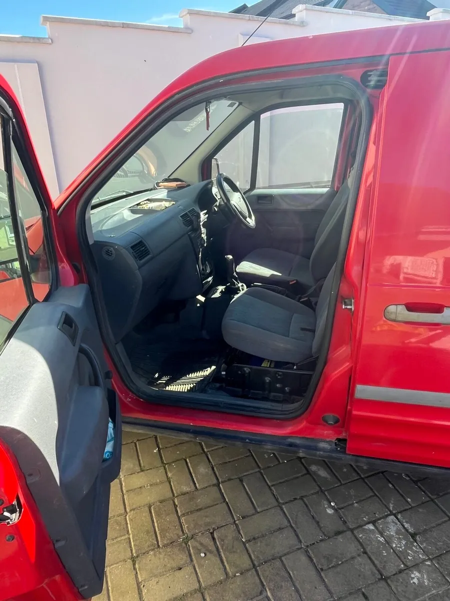 Ford Transit Connect - Image 1