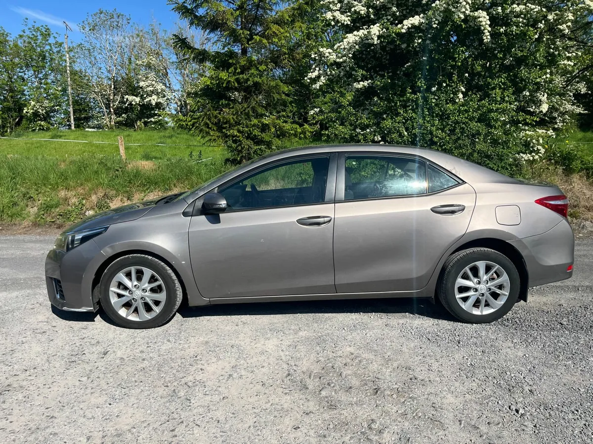 Toyota Corolla 2015 - Image 4