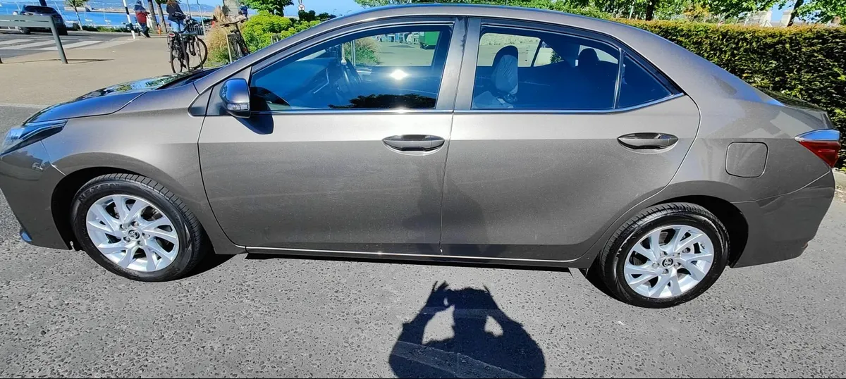 Toyota Corolla 2017 - Image 4