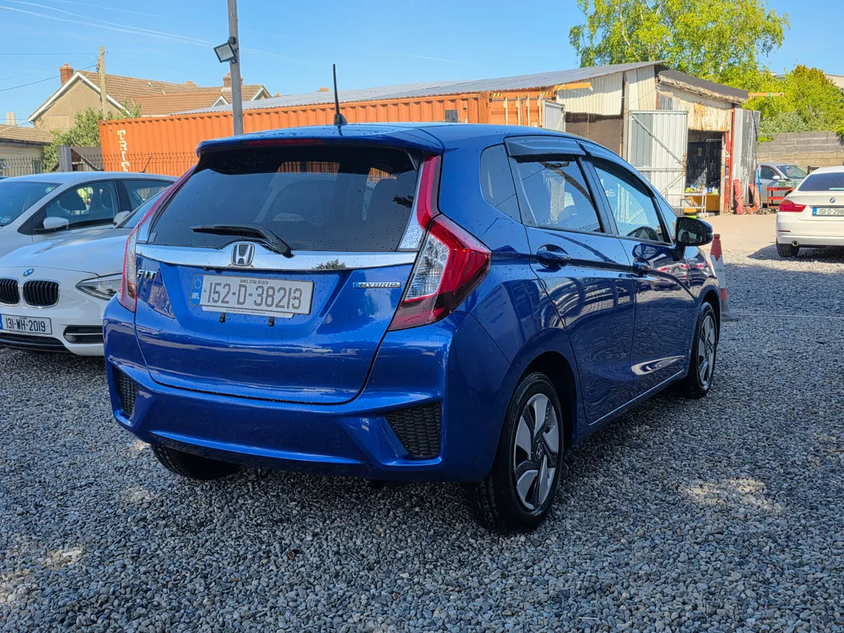 Honda fit 1.5L Hybrid L-package self-chargin - Image 4