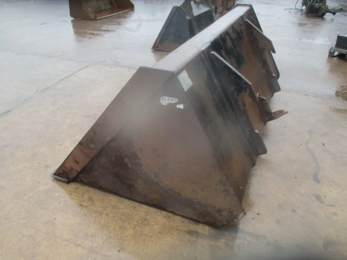 MERLO 7FT BUCKET - Image 4