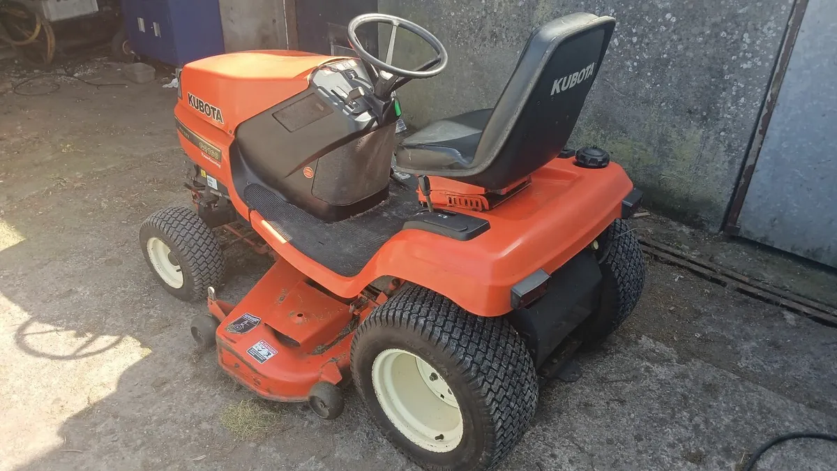 Ride on mower  kubota g2160 - Image 2