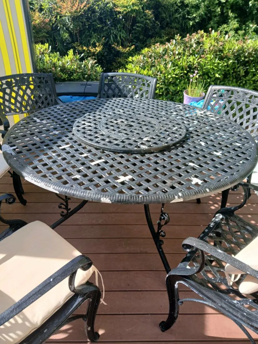 Garden patio table and chairs - Image 2