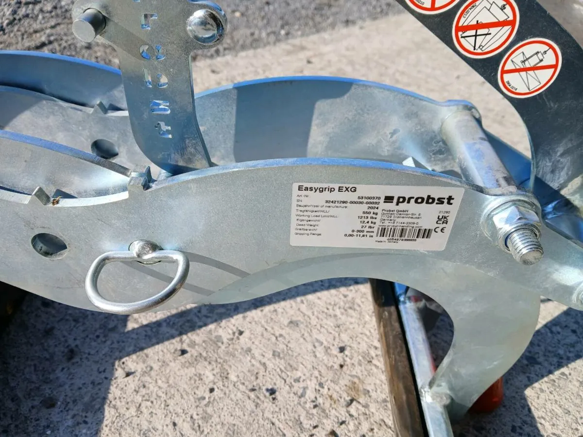 Probst kerb grab - Image 1