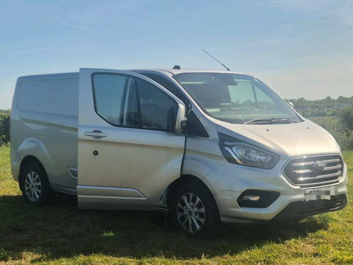Ford transit custom - Image 1