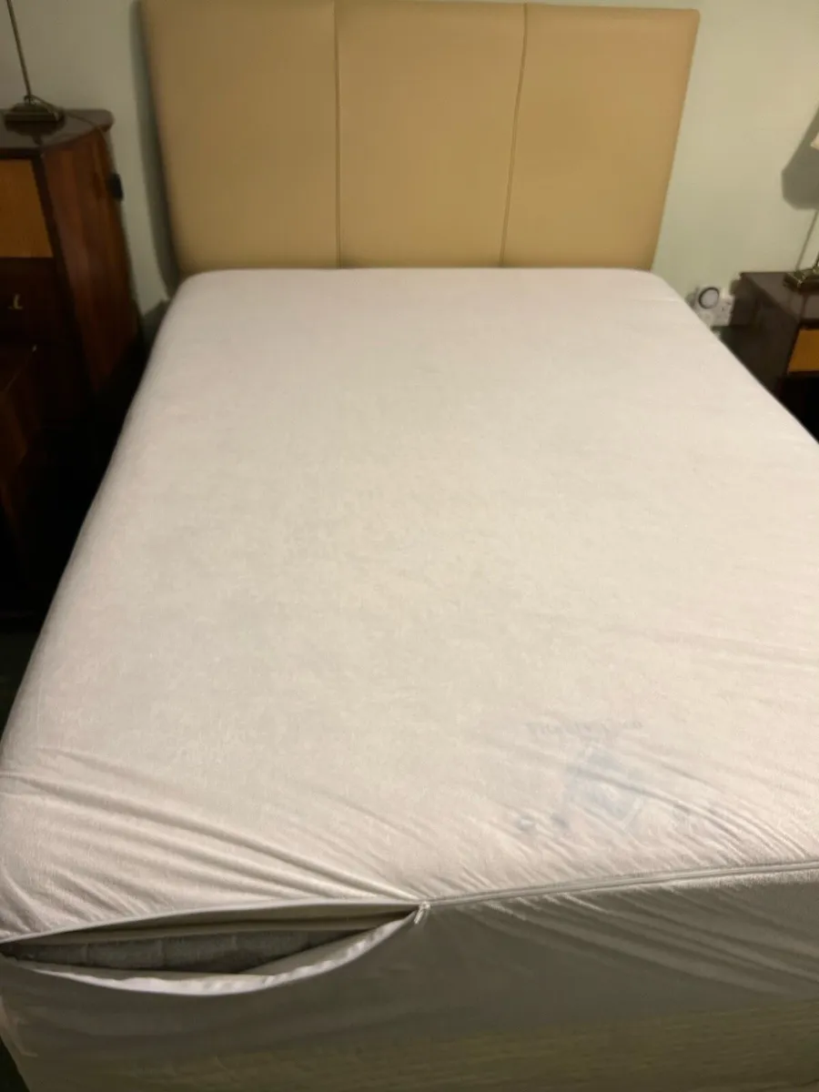 Beds Double and Single divan with drawers - Image 2