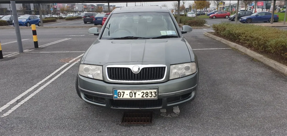 Skoda superb 2.5 v6 diesel - Image 1