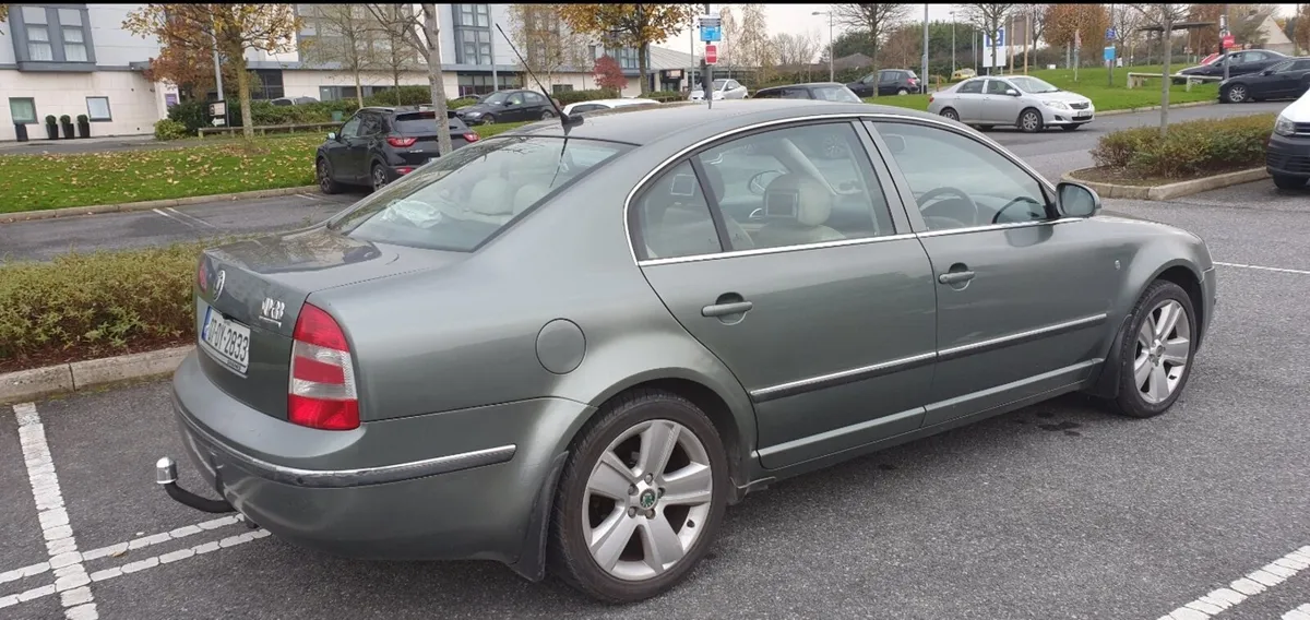 Skoda superb 2.5 v6 diesel - Image 2