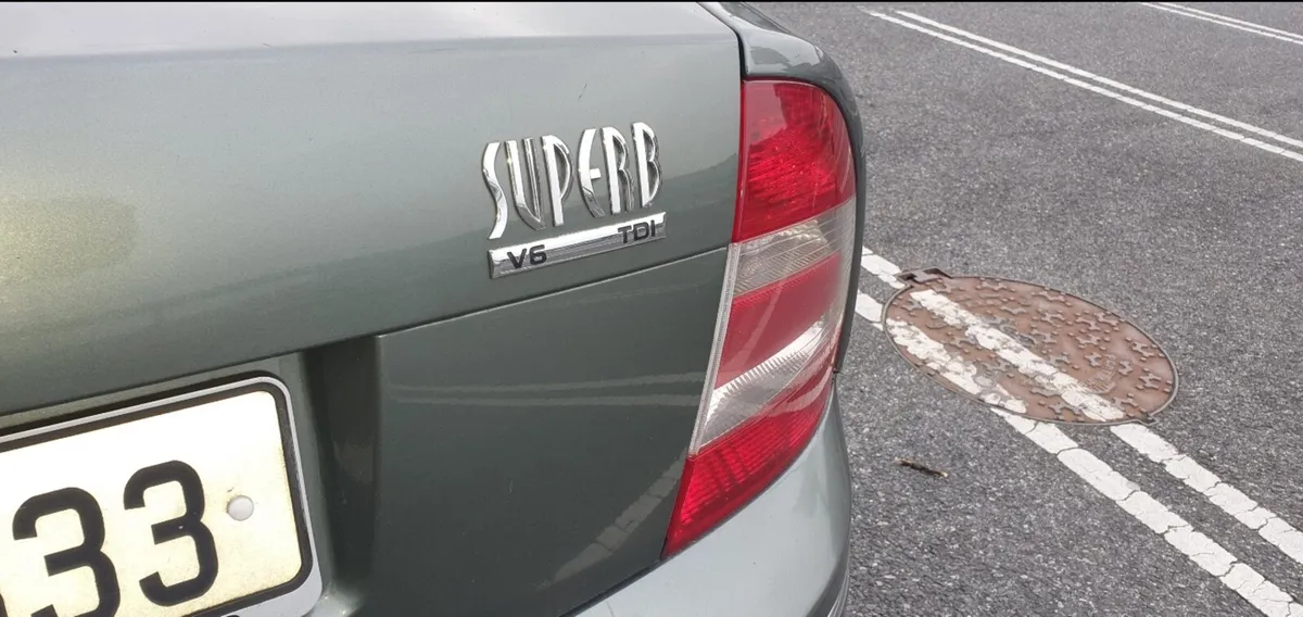 Skoda superb 2.5 v6 diesel - Image 3