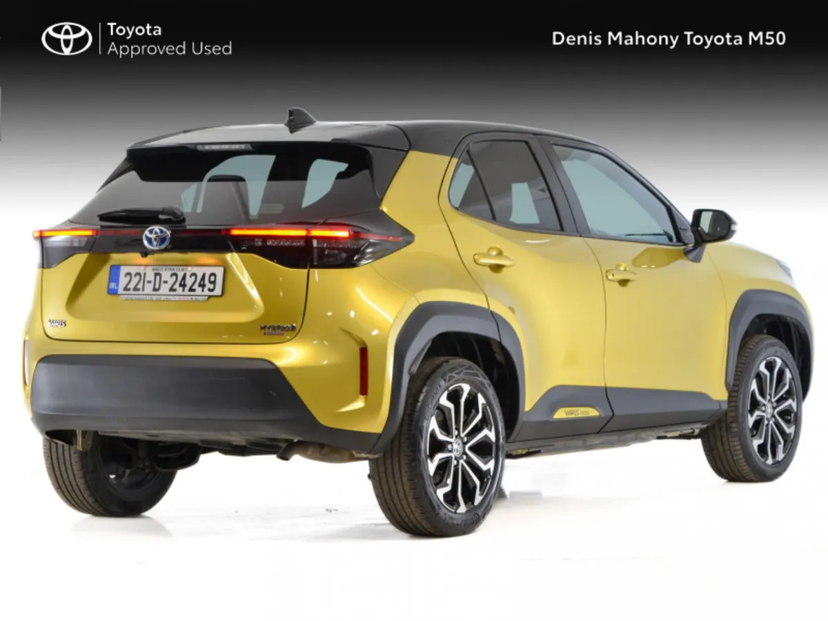Toyota Yaris Cross Luna Sport Hybrid Auto - Image 2