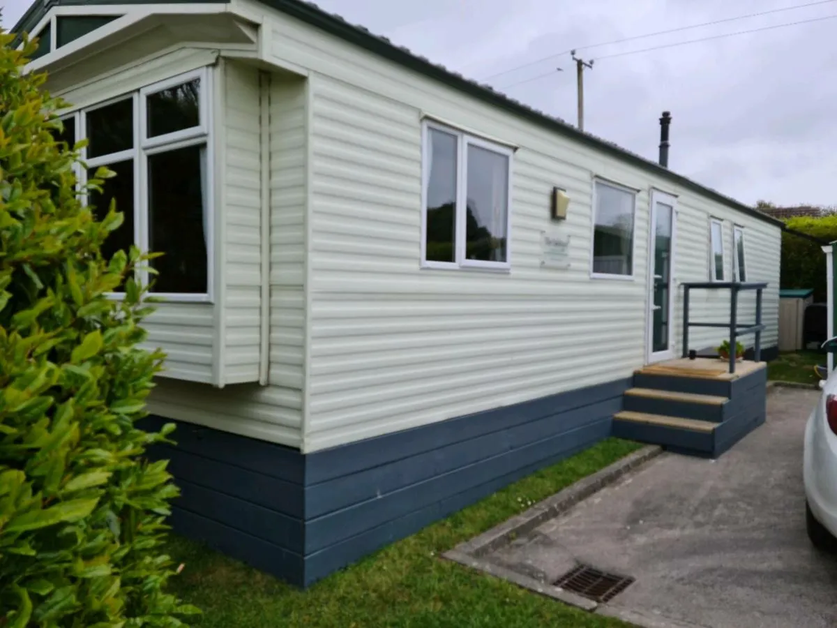 Willerby Salisbury - Image 1