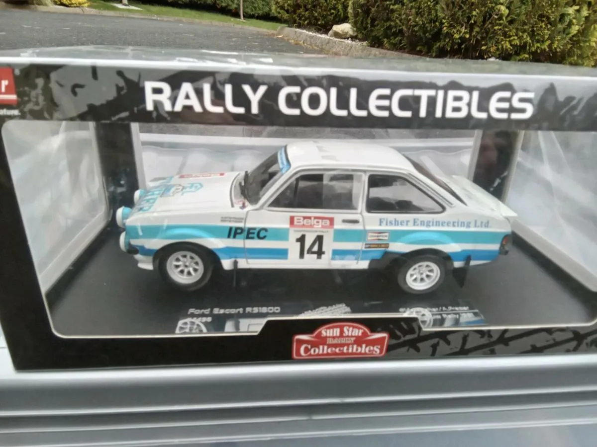 FORD ESCORT RS1800 

Bertie Fisher / Austin Frazer - Image 1