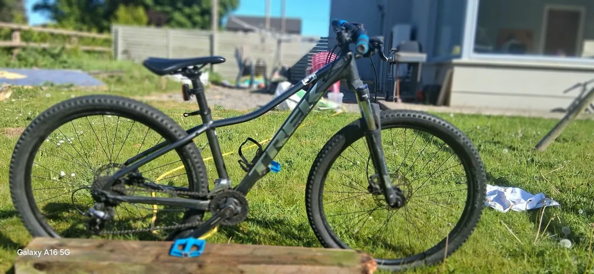 Trek mountain bike - Image 2
