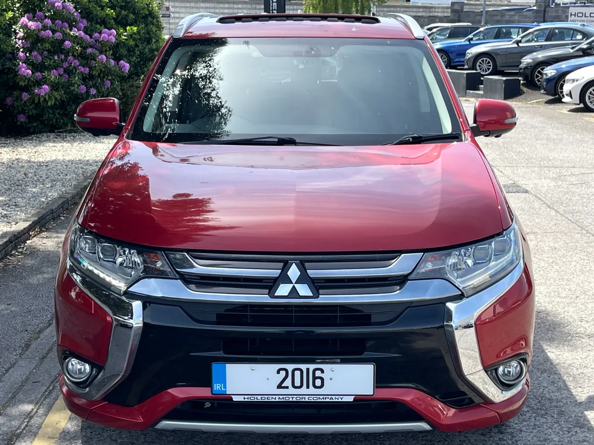 2016 MITSUBISHI OUTLANDER PHEV GX4H..WITH SUNROOF - Image 3