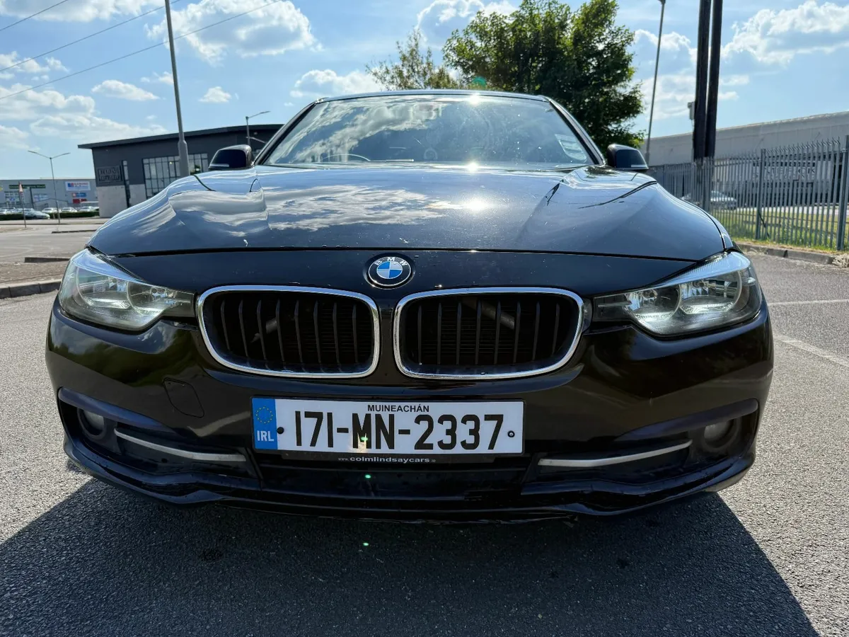 BMW 3-Series 2017 - Image 2