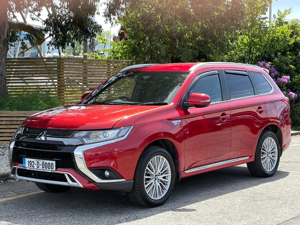 2019 MITSUBISHI OUTLANDER 2.4 DYNAMIC SAFETY 4WD - Image 2
