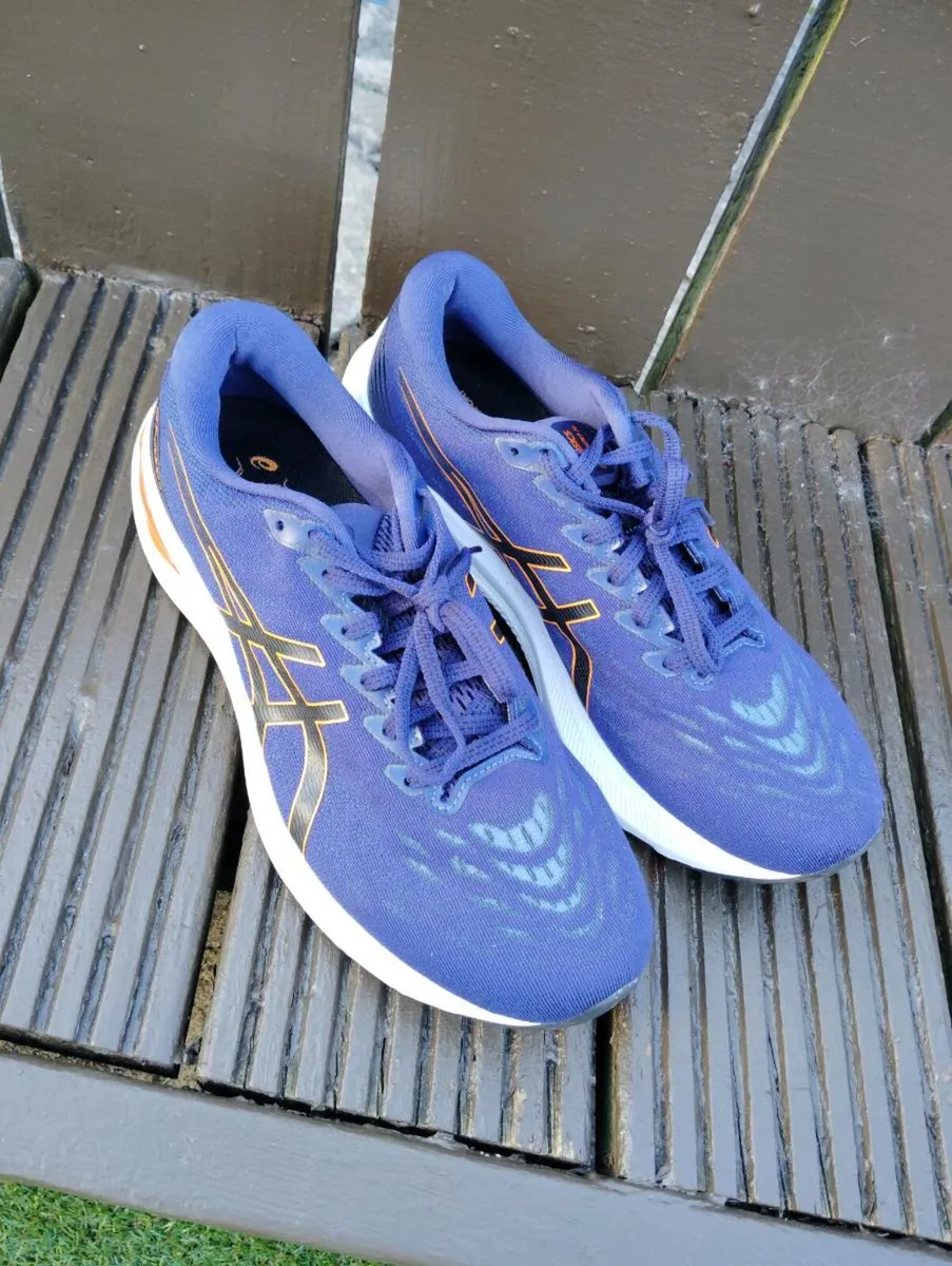 Assoc Running shoes - Image 1