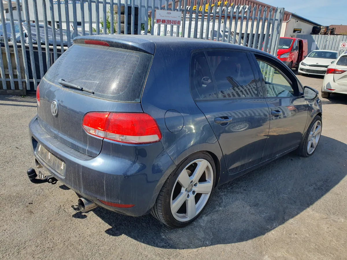 11 VOLKSWAGEN GOLF  1.6 TDI (CAY) FOR BREAKING - Image 4