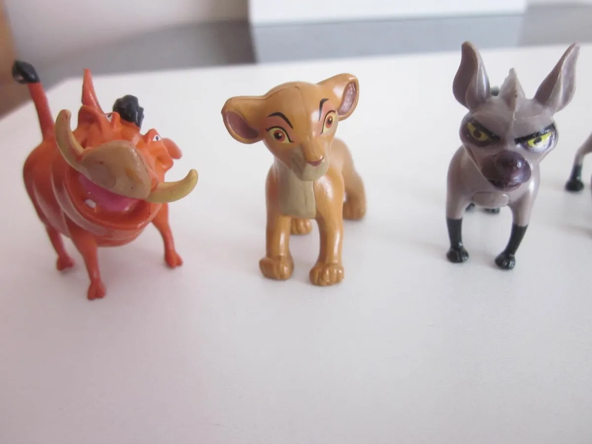The Lion King Guard Figures  Toy Playset 1.5" - Image 2