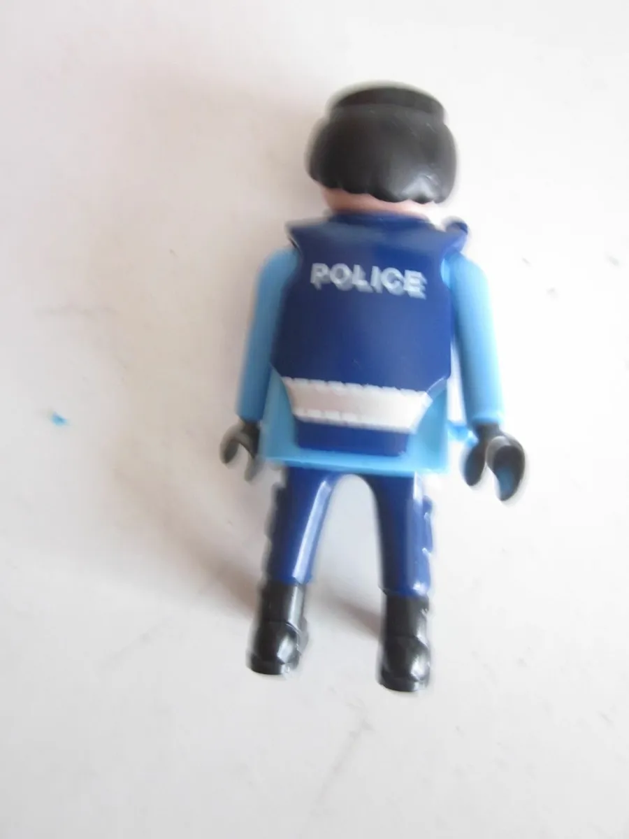 Playmobil Blue Policeman With Pareballe Vest Fig - Image 2