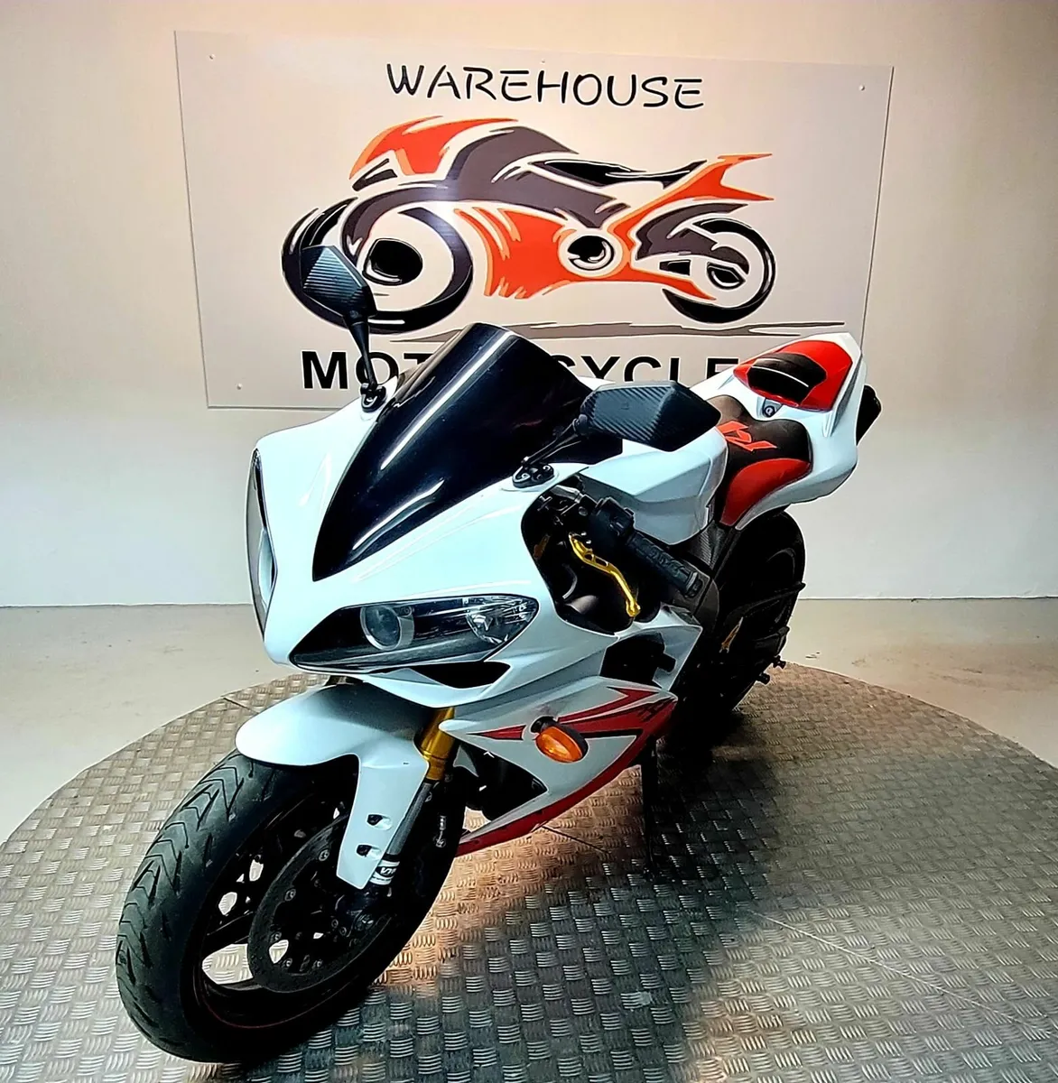 2007 YAMAHA R1 - Image 2