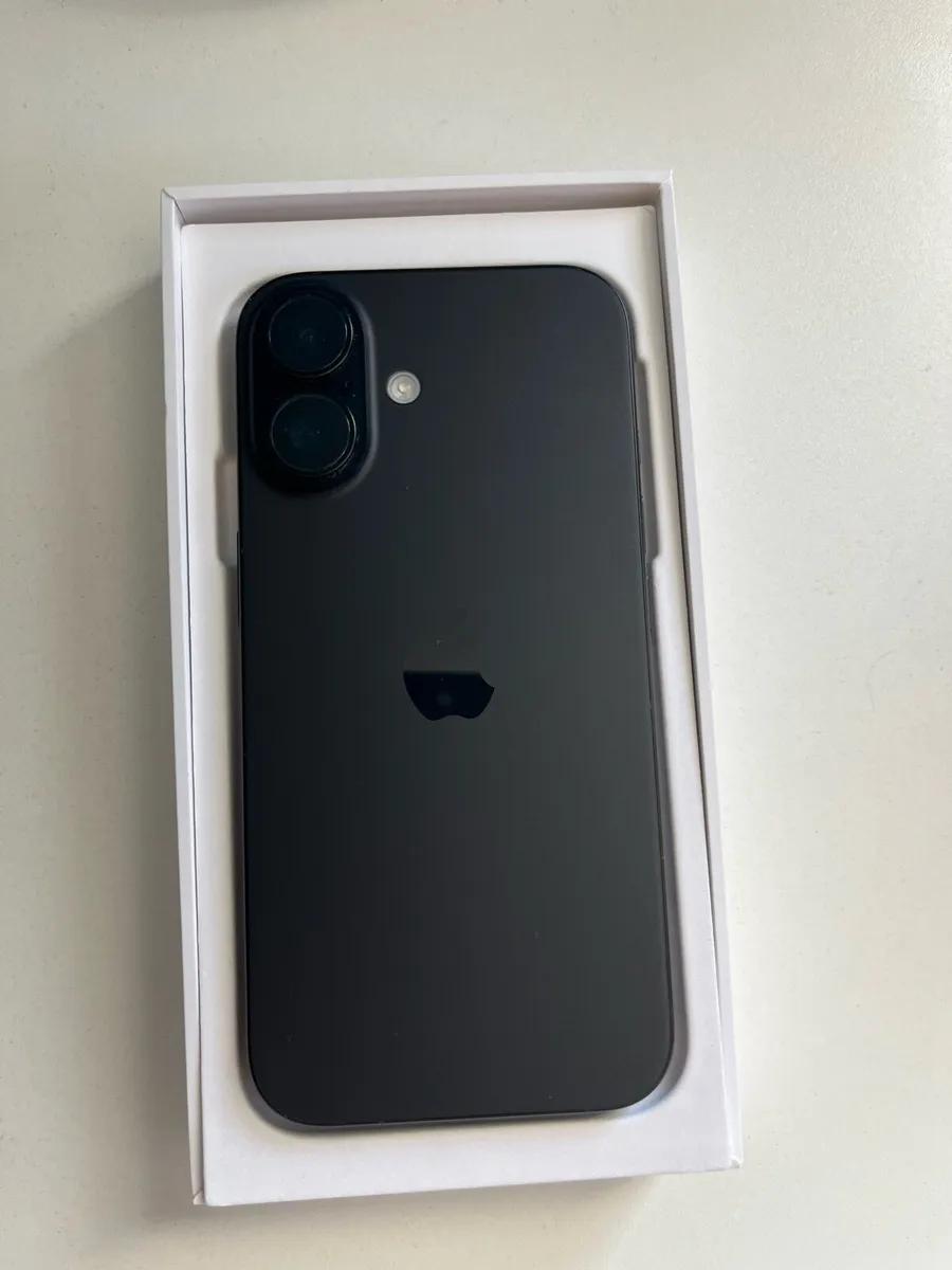 iPhone 16 black 128GB Unlocked - Image 2