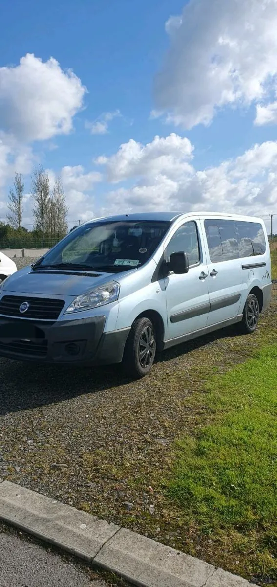 9 seater /Weekender Camper - Image 1