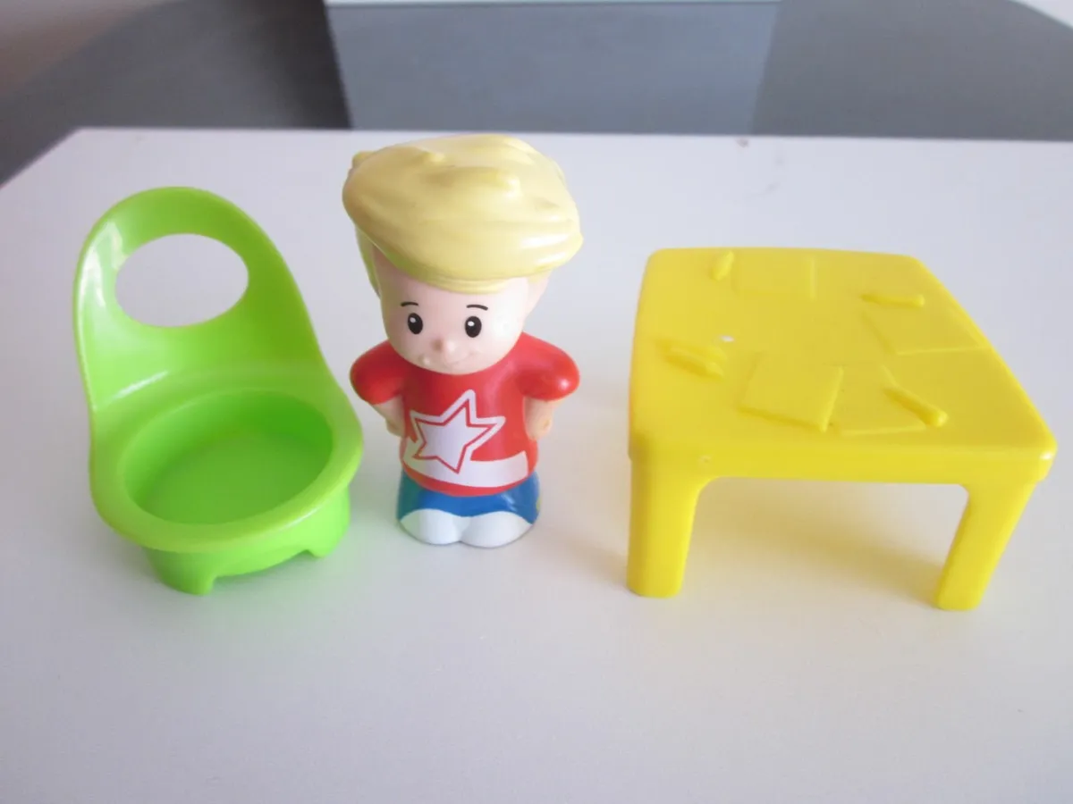 Fisher-Price Little People Musical School Fig - Image 1