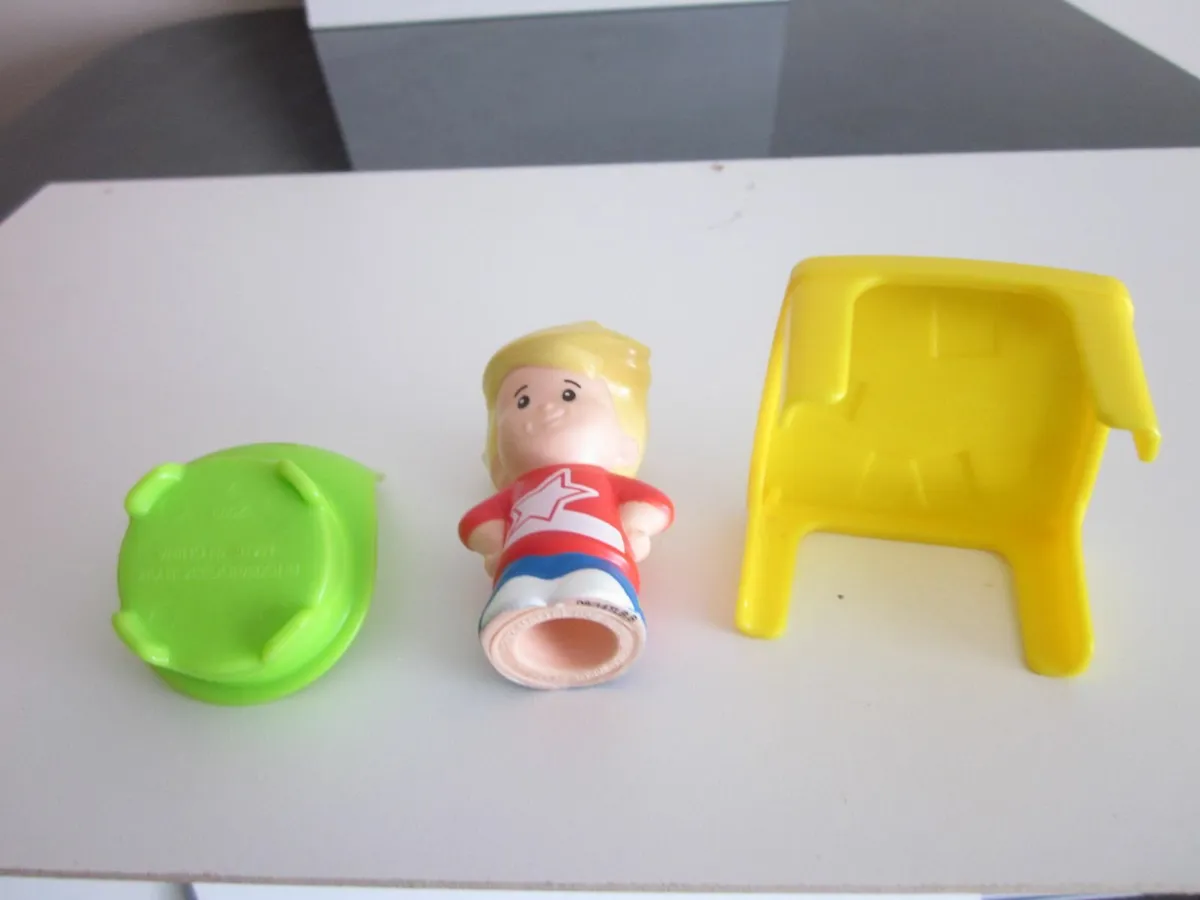 Fisher-Price Little People Musical School Fig - Image 4