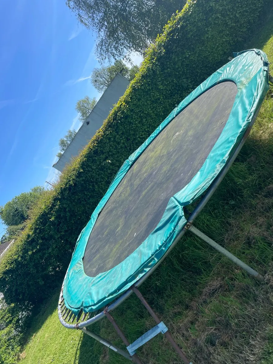 Free Trampoline - Image 2