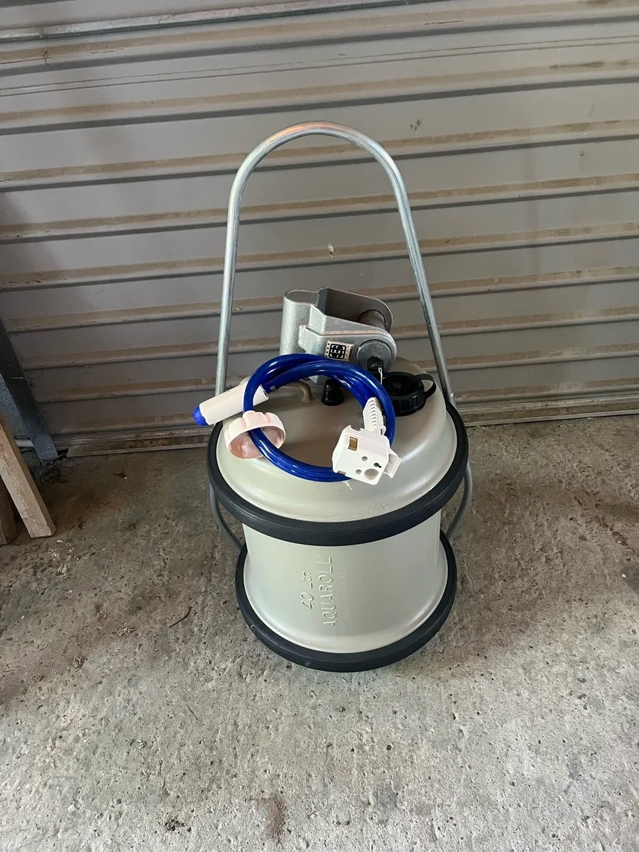 Caravan accessories - Image 1