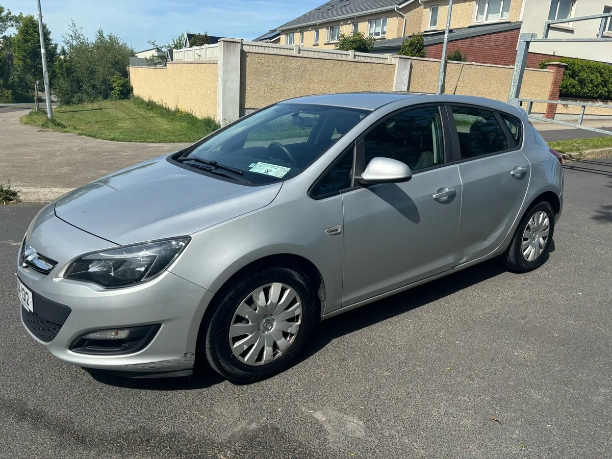 132 OPEL ASTRA NCT 01/26 - Image 3