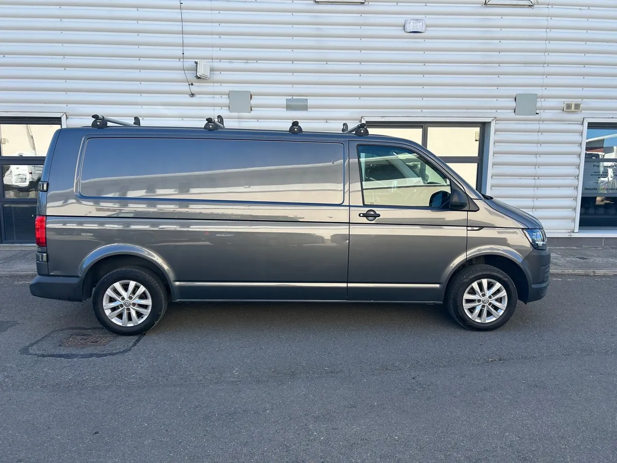 VW Transporter - Image 4